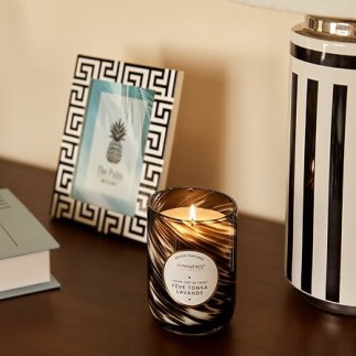 Bougie parfumée Wavy 275g tonka