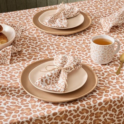 4 serviettes de table Leopardi