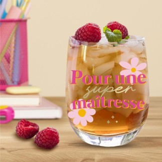 Verre rond pour une super maitresse
