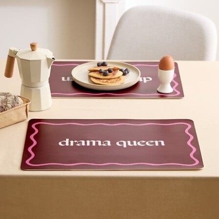 Set de table Drama Queen bordeaux
