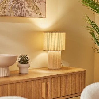 Lampe côtelée Jolina 28 cm métal ivoire