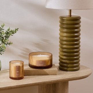 Bougie parfumée Albie 635 g pot verre thé