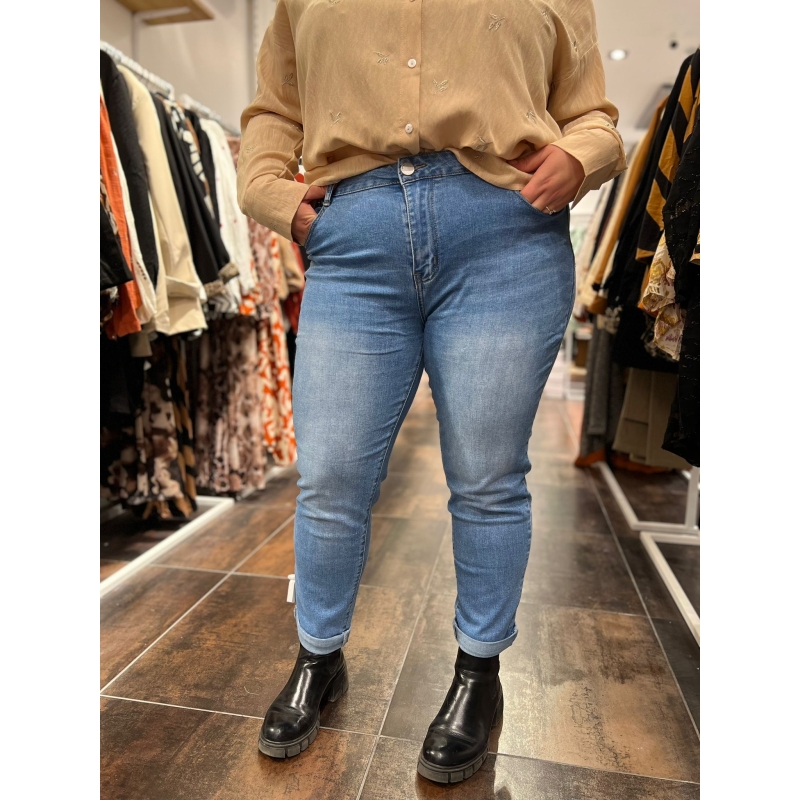 Jeans bleu MOM FIT (44 au 52) blanchi curvy