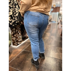 Jeans bleu MOM FIT (44 au 52) blanchi curvy