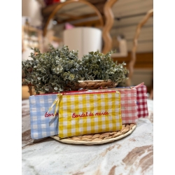 Pochette motif vichy bordel...