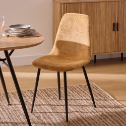Chaise Tyka chenille ocre pieds métal noir