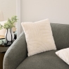 Coussin fourrure jacquard Arka 45 x 45 cm polyester ivoire