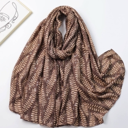 Foulard imprimé feuillage marron