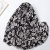 Foulard imprimé feuilles de ginkgo noir