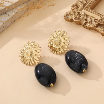 Boucles d'oreilles pierre et broche noir
