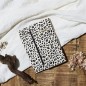 CAHIER COUVERTURE LEOPARD ET TROUSSE INTEGREE