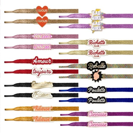 Lacets paillettes ecusson mot