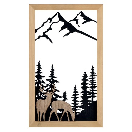 Cadre ajouré décor montagne, sapins et cerfs