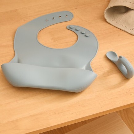 Set bavoir et cuillère Yum silicone BLEU