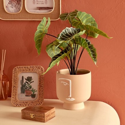 Cache pot visage Pam 17cm céramique beige