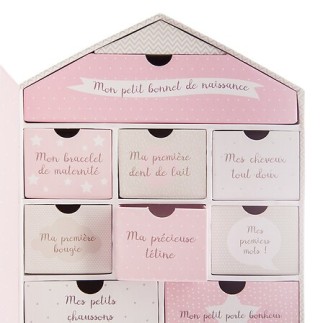 Coffret de naissance souvenirs maison rose