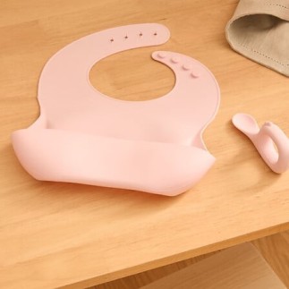 Set bavoir et cuillère Yum silicone rose