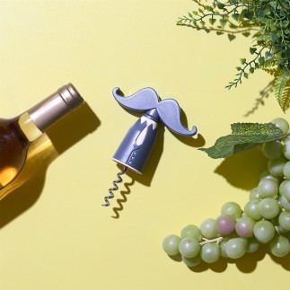 TIRE-BOUCHON FORME MOUSTACHE