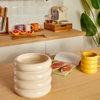 Bougie parfumée Poolside 850g pot citronnelle