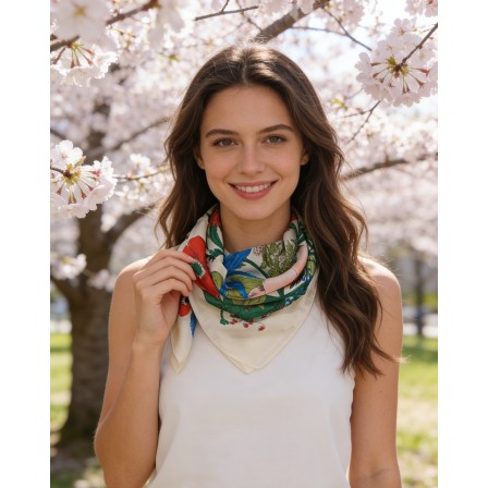 Carré effet soie 70x70cm fleurs et feuillages ecru